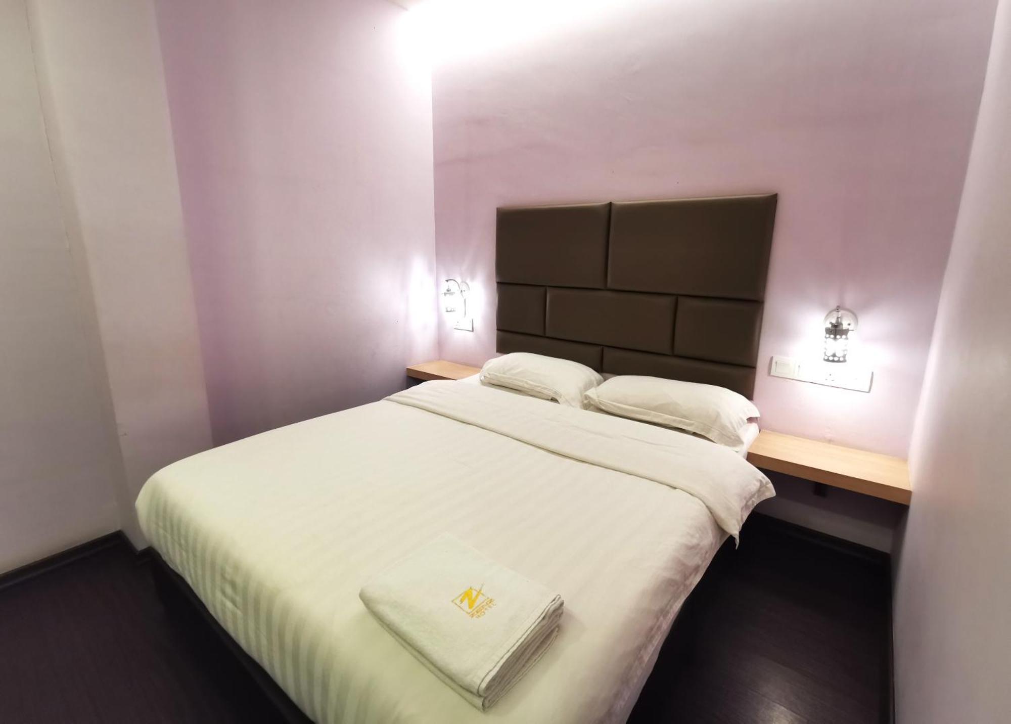 Zenz Hotel Kulai Buitenkant foto