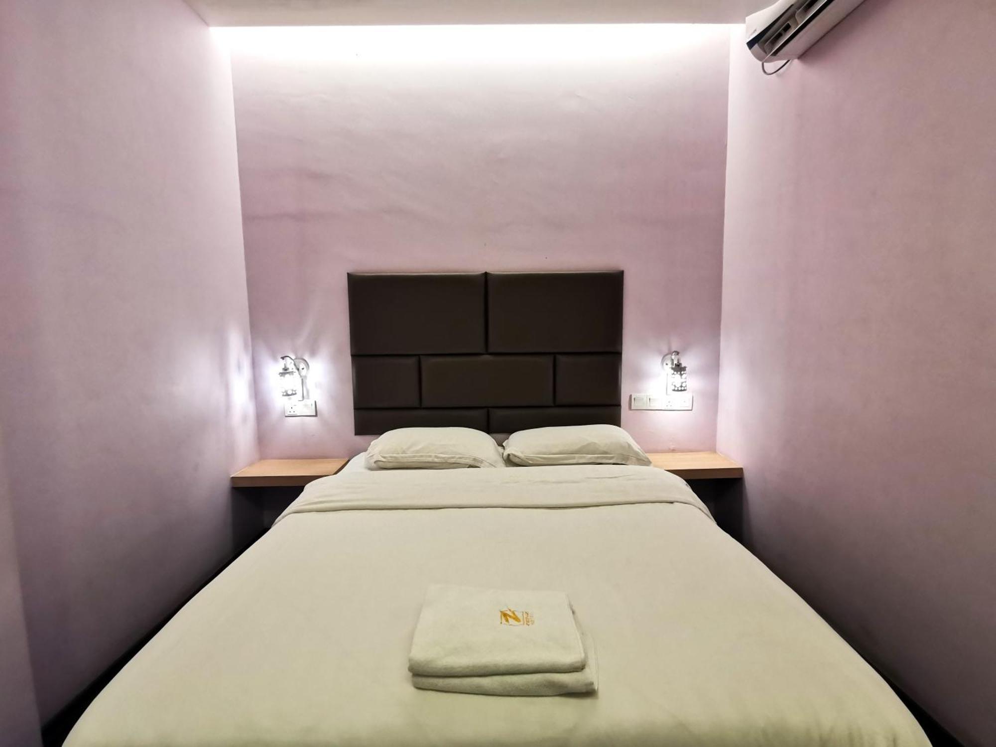Zenz Hotel Kulai Buitenkant foto