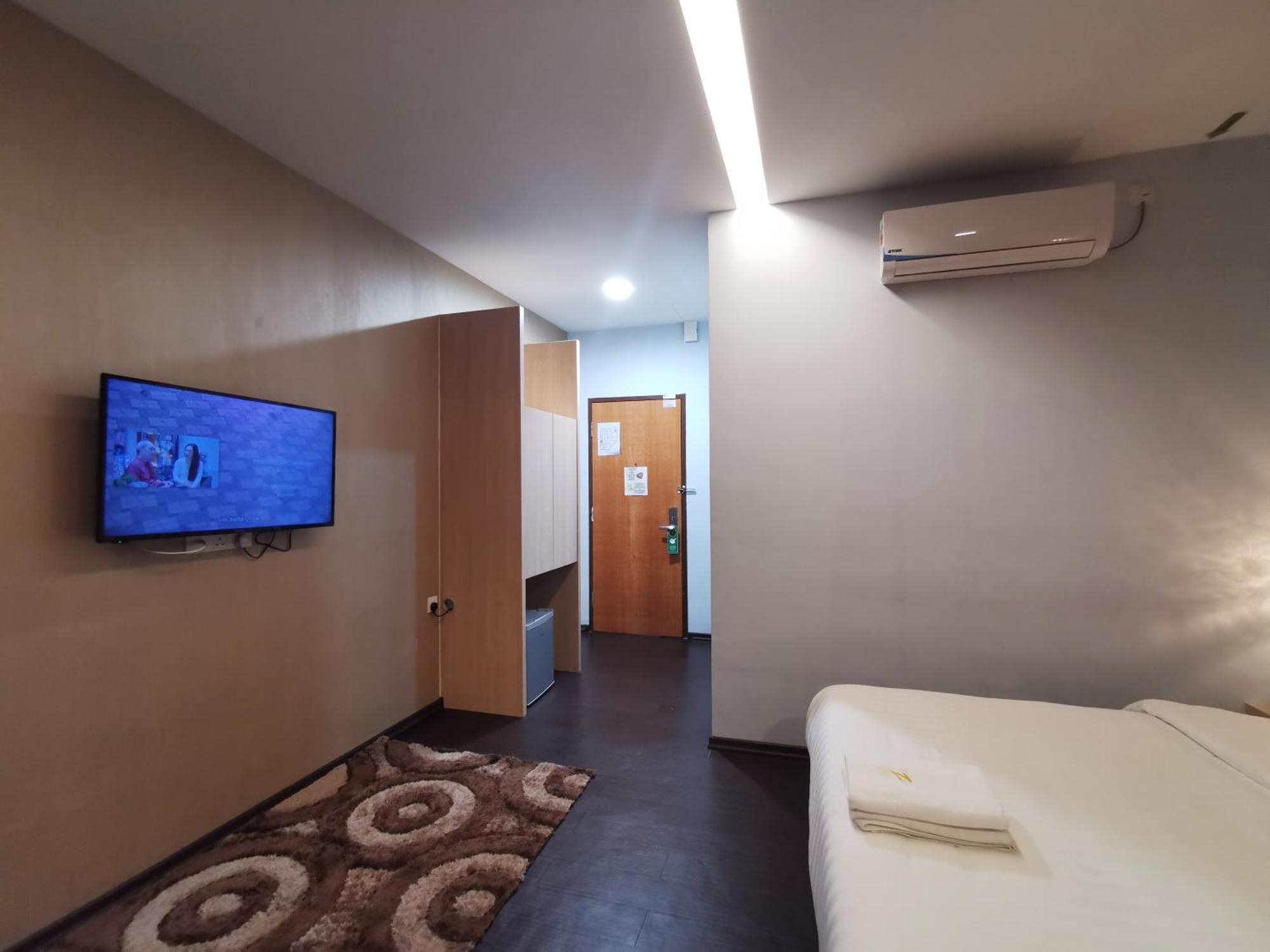 Zenz Hotel Kulai Buitenkant foto